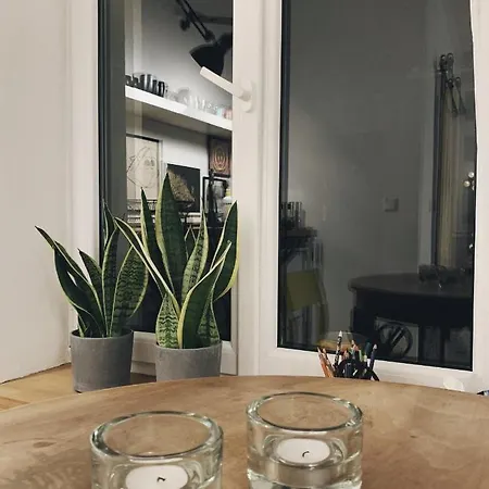 G 6.6 Apartment Krakau